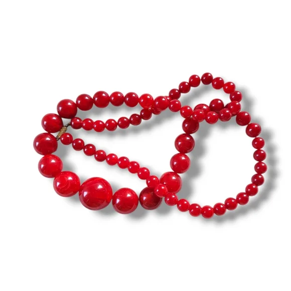 VTG Long Elegant Graduated Vibrant Red Beaded Necklace - Picture 2 of 7